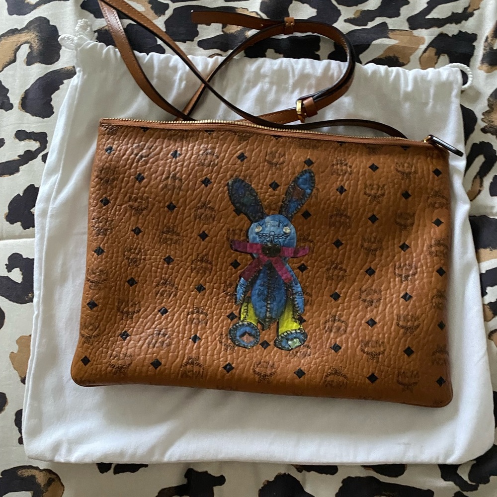 MCM Crossbody Bag🧸